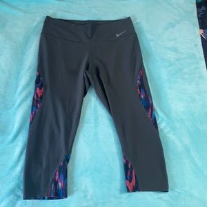 Nike dri-fit capris